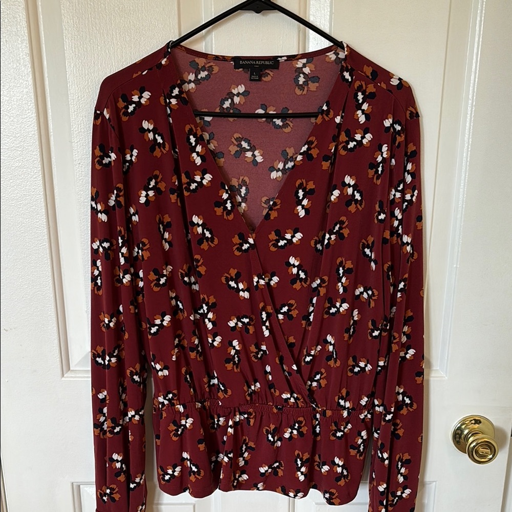 Banana Republic Women's Floral Wrap Top - Red